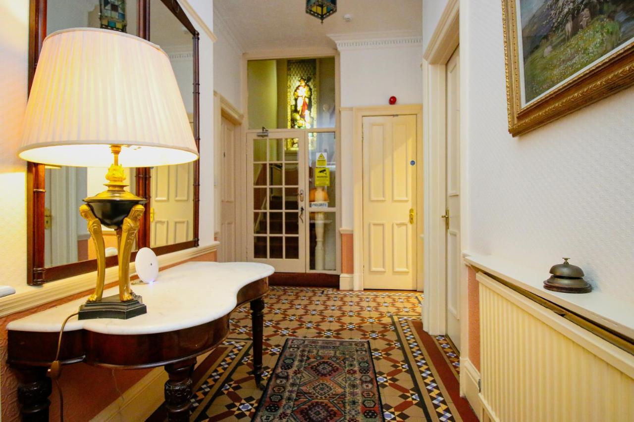 Glasgow Guest House Экстерьер фото