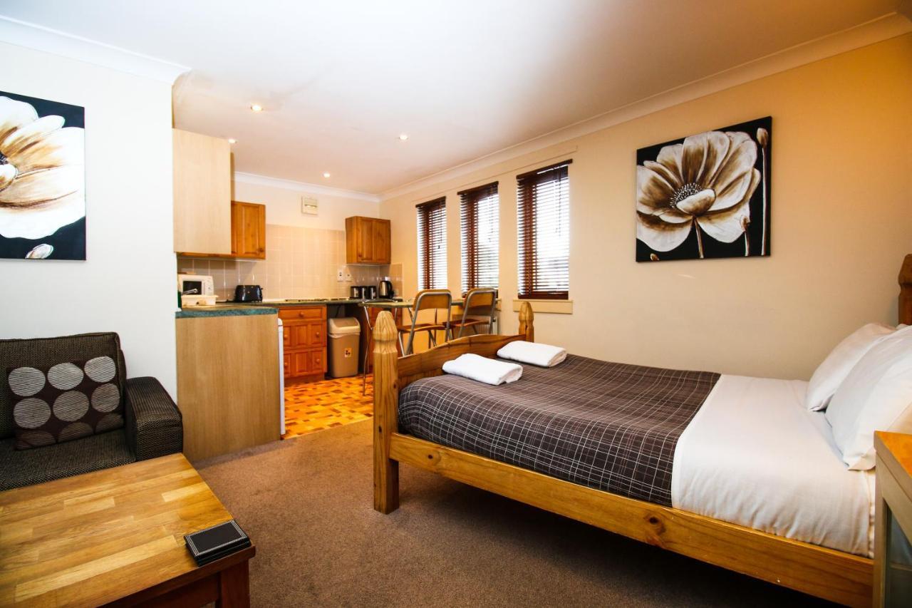 Glasgow Guest House Экстерьер фото